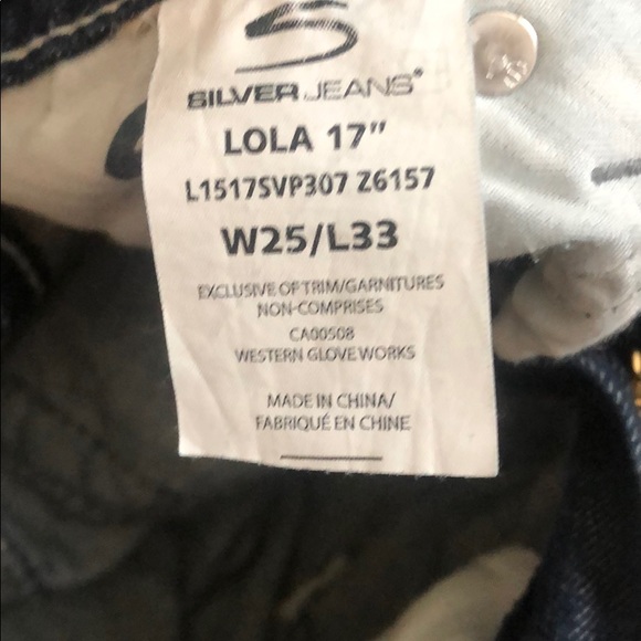 🌟Like New Silver Jeans🌟 - Picture 8 of 9